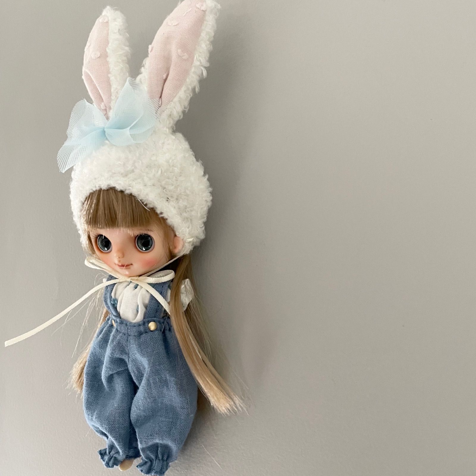 ブライス お洋服 アウトフィット 海外作家製 もふもふうさぎ 茶兎 ウサギブルー3点セット プチブライスアウトフィット - メルカリ