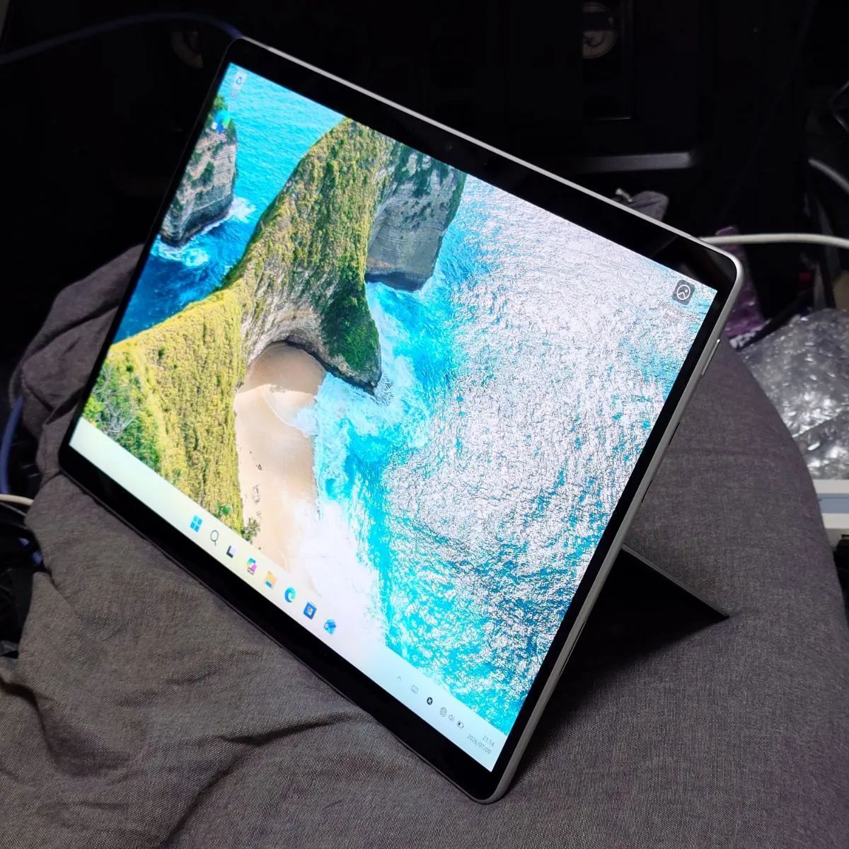 Surface Pro 8 i7 1185G7 16G 256G タッチ液晶 2in1高精細画面 外装▲割引あり