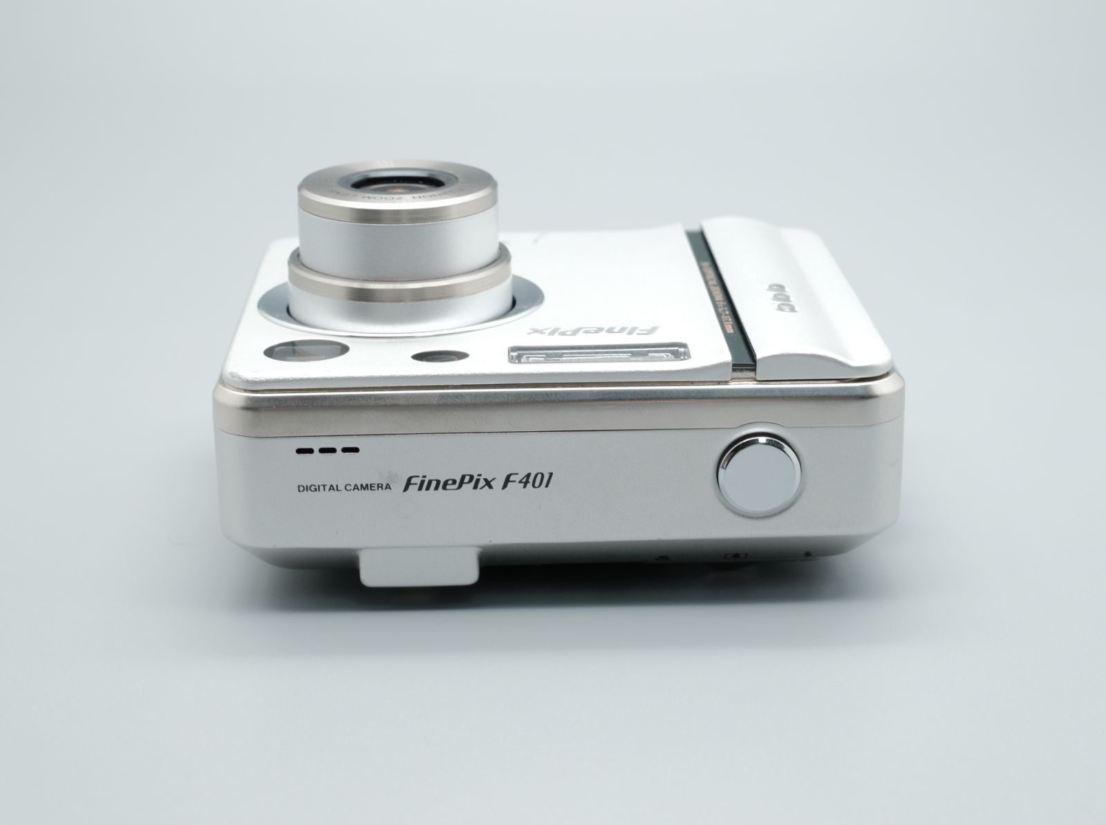 □完動品 FUJIFILM FinePix F401 シルバー コンパクトデジタルカメラ