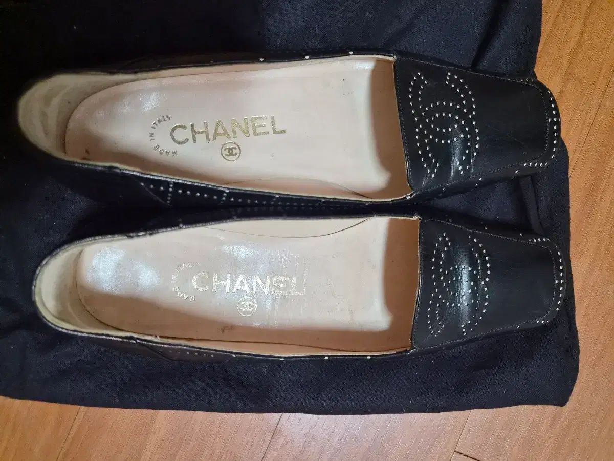 CHANEL シャネル ローファー ブラック