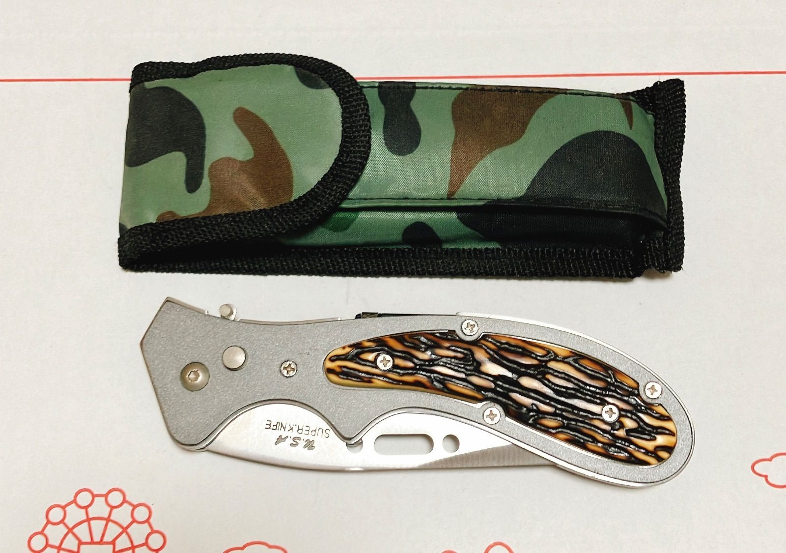 USA SUPER KNIFE 접이식 나이프, 헤비 웨이트, 233 g, 총 길이, 약 23 cm, 칼날 길이, 약 11cm, 카모플라주 패턴, 파우치가 달린 접이식 나이프, 야외 캠핑, 서바이벌, 등산, 낚시, BBQ 수집 도구, 수저, 뿔