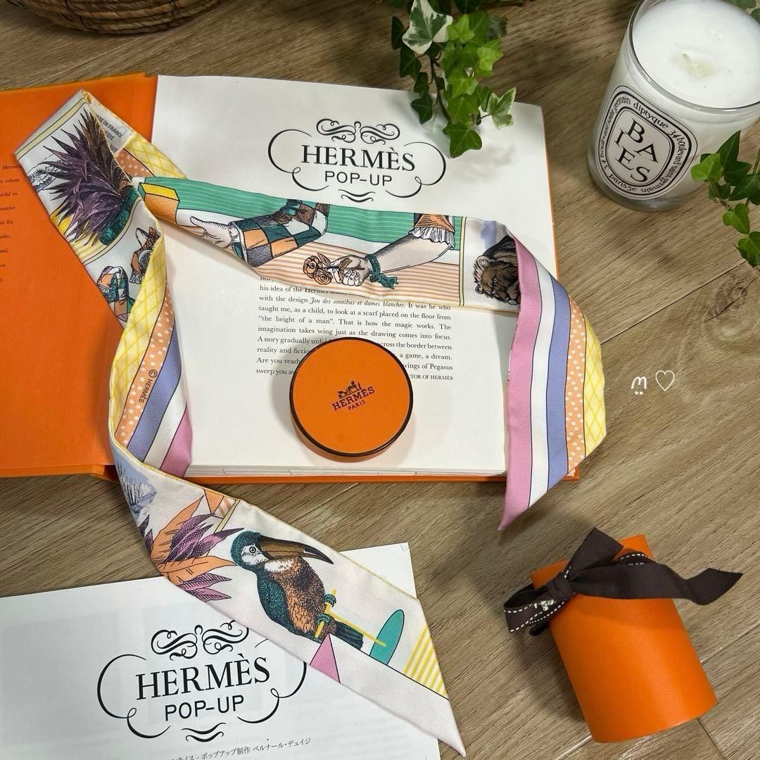 HERMESエルメス ツイリー グランテアトルヌーヴォー シルクスカーフ