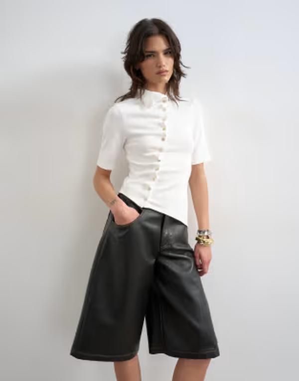 トップショップ レディース トップス Tシャツ ハイネック フリル Topshop high neck ruffle button up half sleeve top in ecru TBC エクリ
