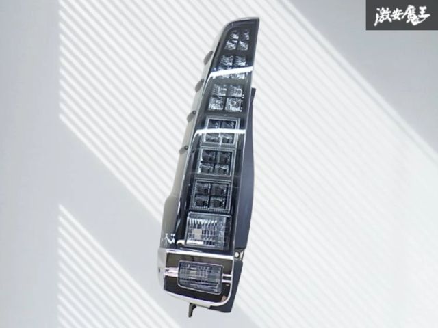 点灯OK TOYOTA トヨタ 純正 ZRR80W ヴォクシー テールライト