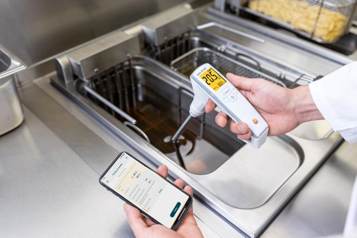 【新品・3営業日で発送】テストー TESTO 食用油テスター testo 270 BT (05632770 4325)