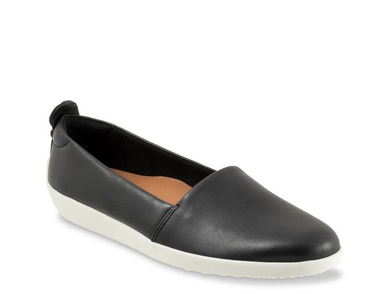 ソフトウォーク レディース シューズ スリッポン・ローファー Softwalk Deva SlipOn BlackWhite Sole ホワイト
