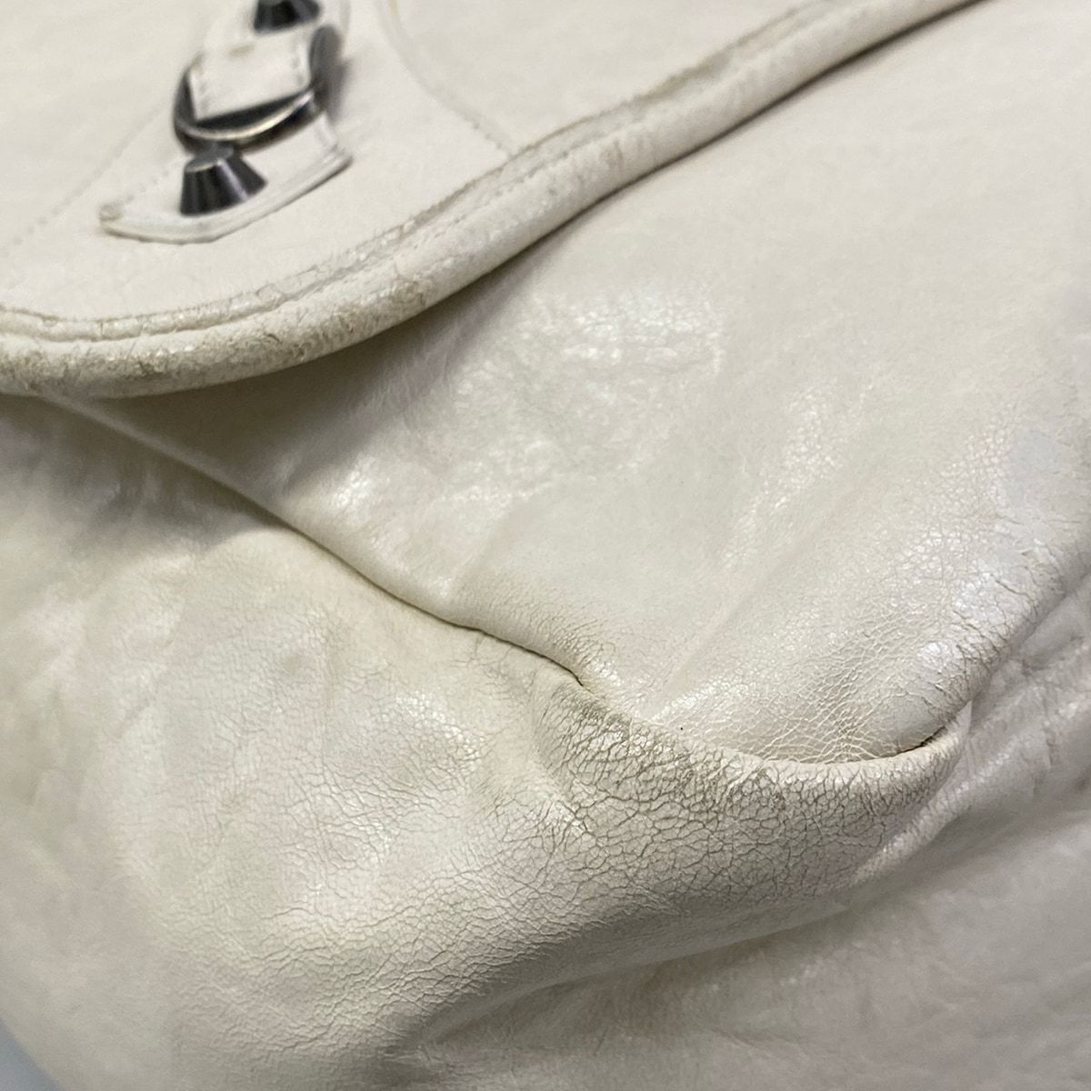 BALENCIAGA(バレンシアガ) ショルダーバッグ ザ・メンズバサス 163268