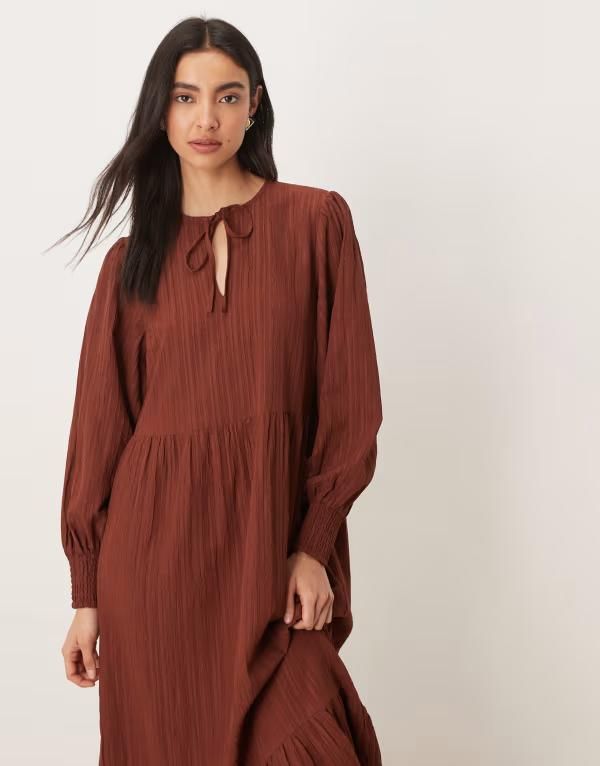 ウェンズデーガール レディース トップス ワンピース タイディテール Wednesdays Girl textured tie detail smock dress BROWN ブラウン