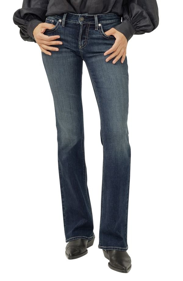 シルバー ジーンズ レディース シューズ ブーツ・レインブーツカット ローライズ Silver Jeans Co Britt Curvy Low Rise Bootcut Jeans Oxford