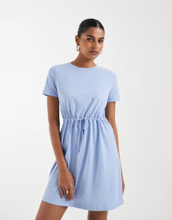 ヴェロモーダ レディース トップス ワンピース ミニ ジャージー Vero Moda tie waist jersey mini dress in light Brunnera blue ブルー 9,436円