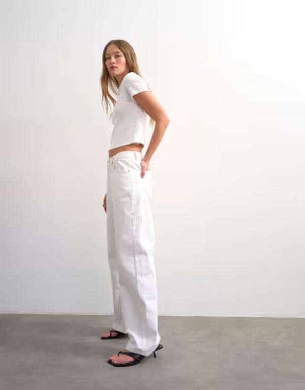 トップショップ レディース ボトムス デニムパンツ ストレート ローライズ ジーンズ Topshop Ember low rise straight leg jeans Bone ホワイト