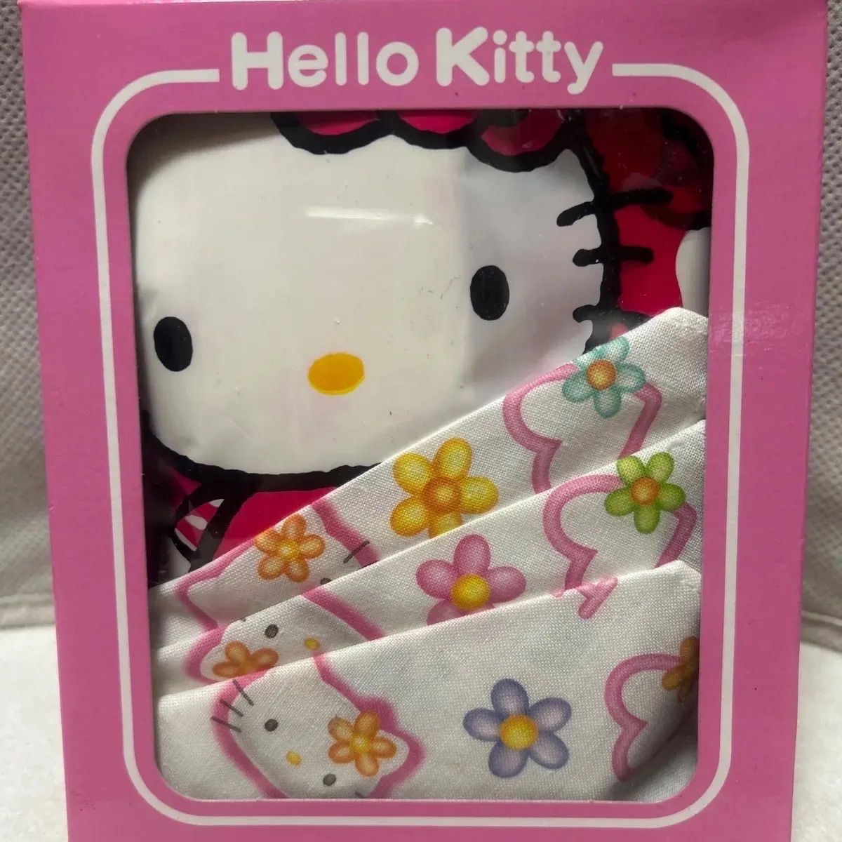Hello Kitty 1997 fashion set Kauhana vintage item