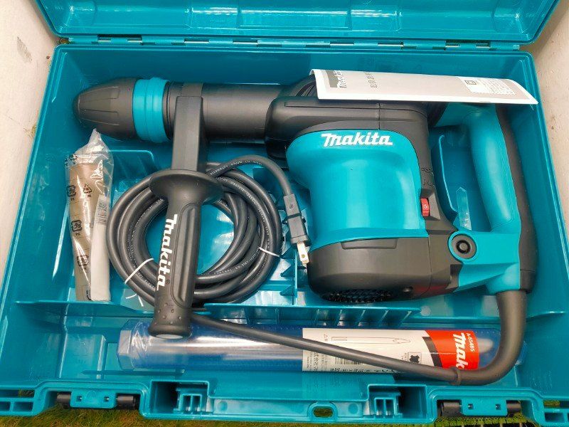 ☆マキタ(makita) 電動ハンマ (SDSマックスシャンク) HM0871C　未使用