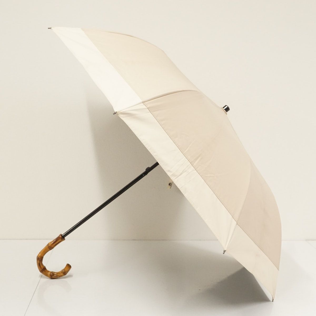 完全遮光折日傘 芦屋ロサブラン USED品 シャンパンベージュ×ベージュ