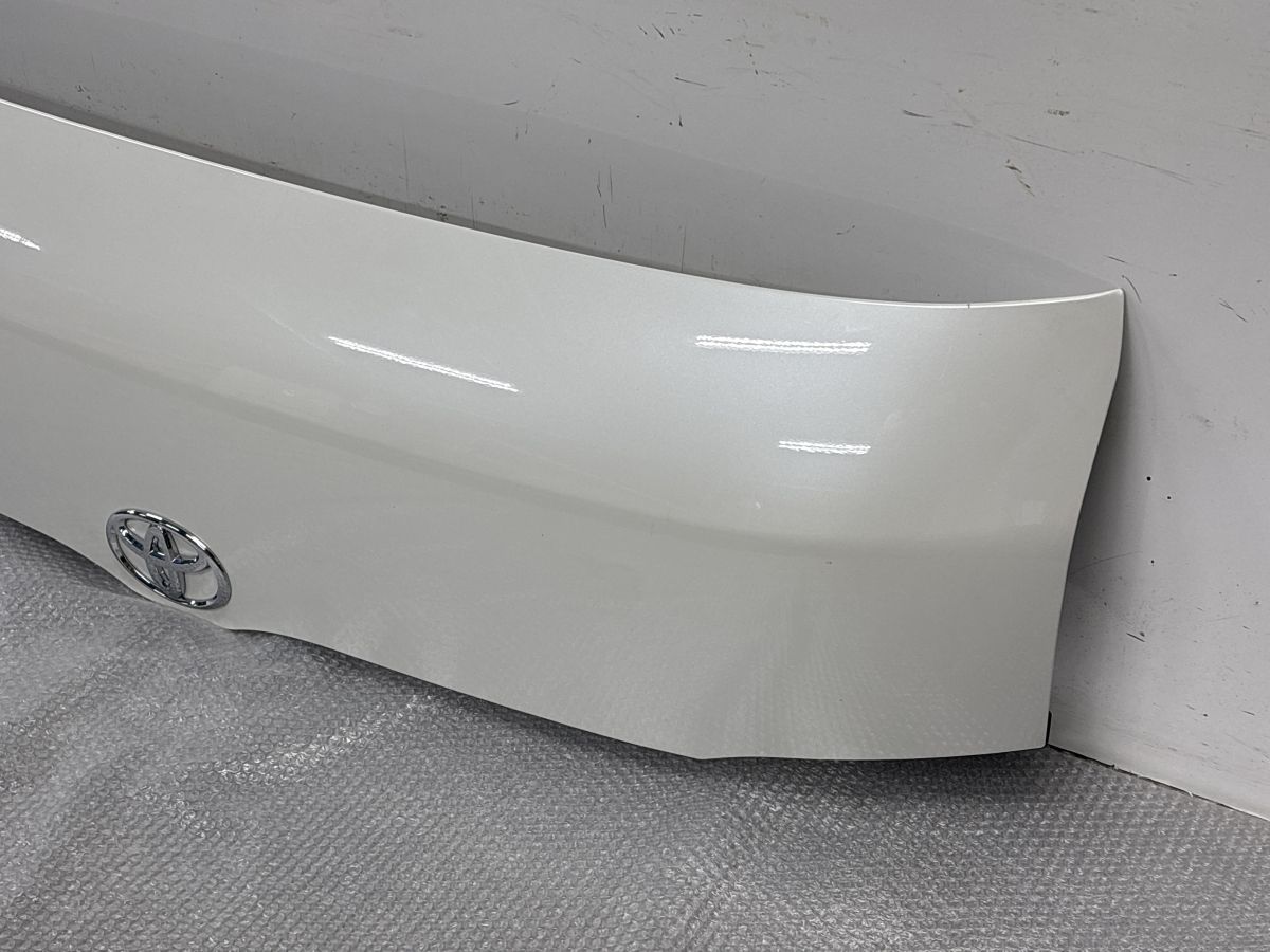 返品再販】トヨタ 200 ハイエース レジアスエース ナロー/標準ボディ