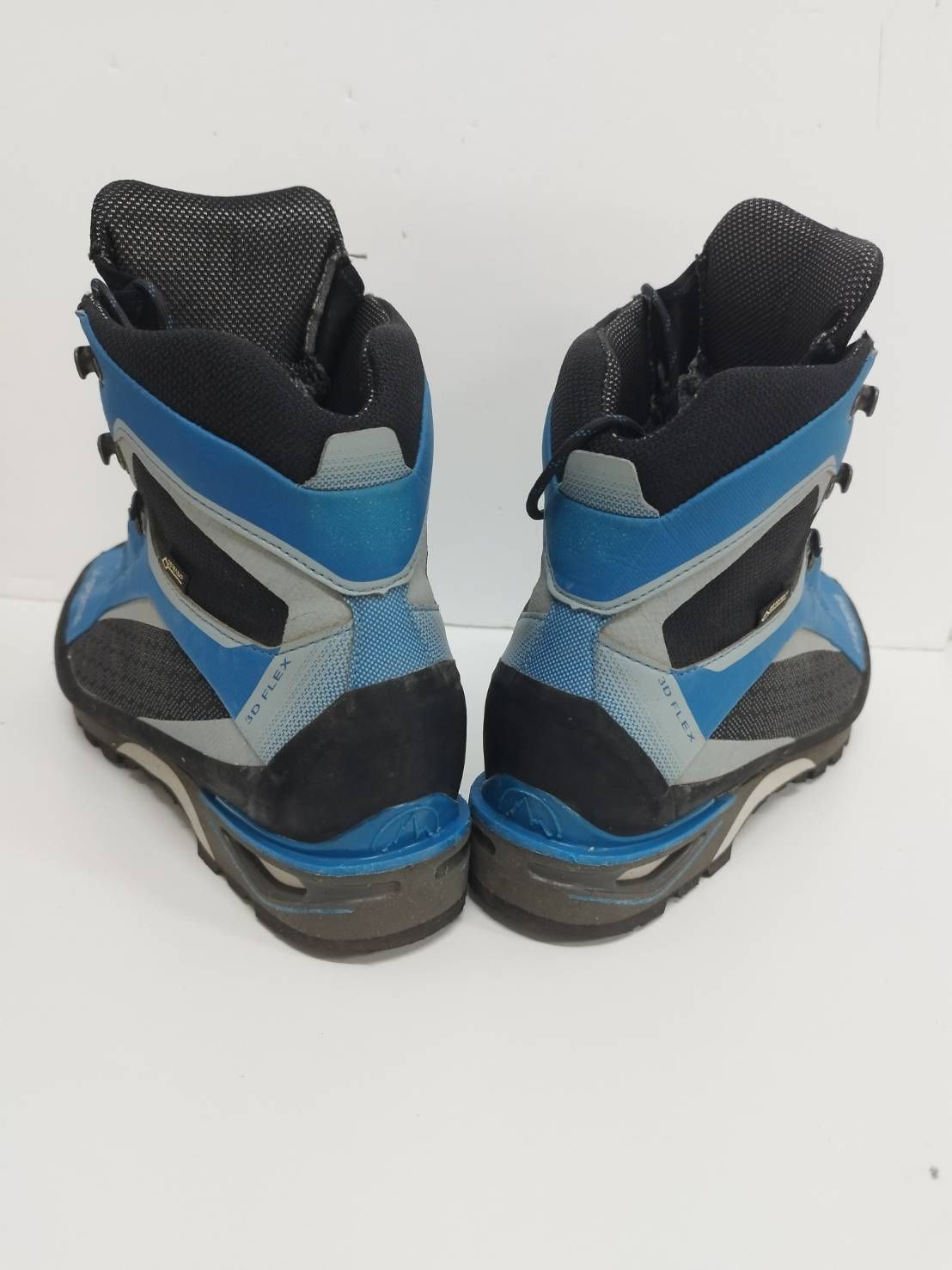 良品】LA SPORTIVA トランゴタワー GTX/登山靴/EU45/29.0～29.5cm相当 