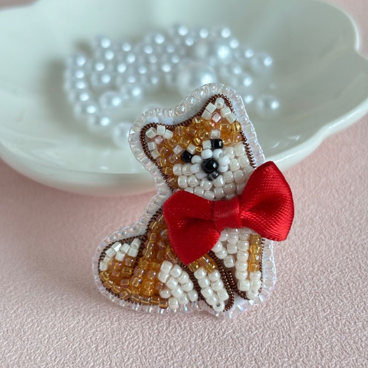 A016】ビーズ刺繍 犬 柴犬 ブローチ 2way ハンドメイド うちのわんこ