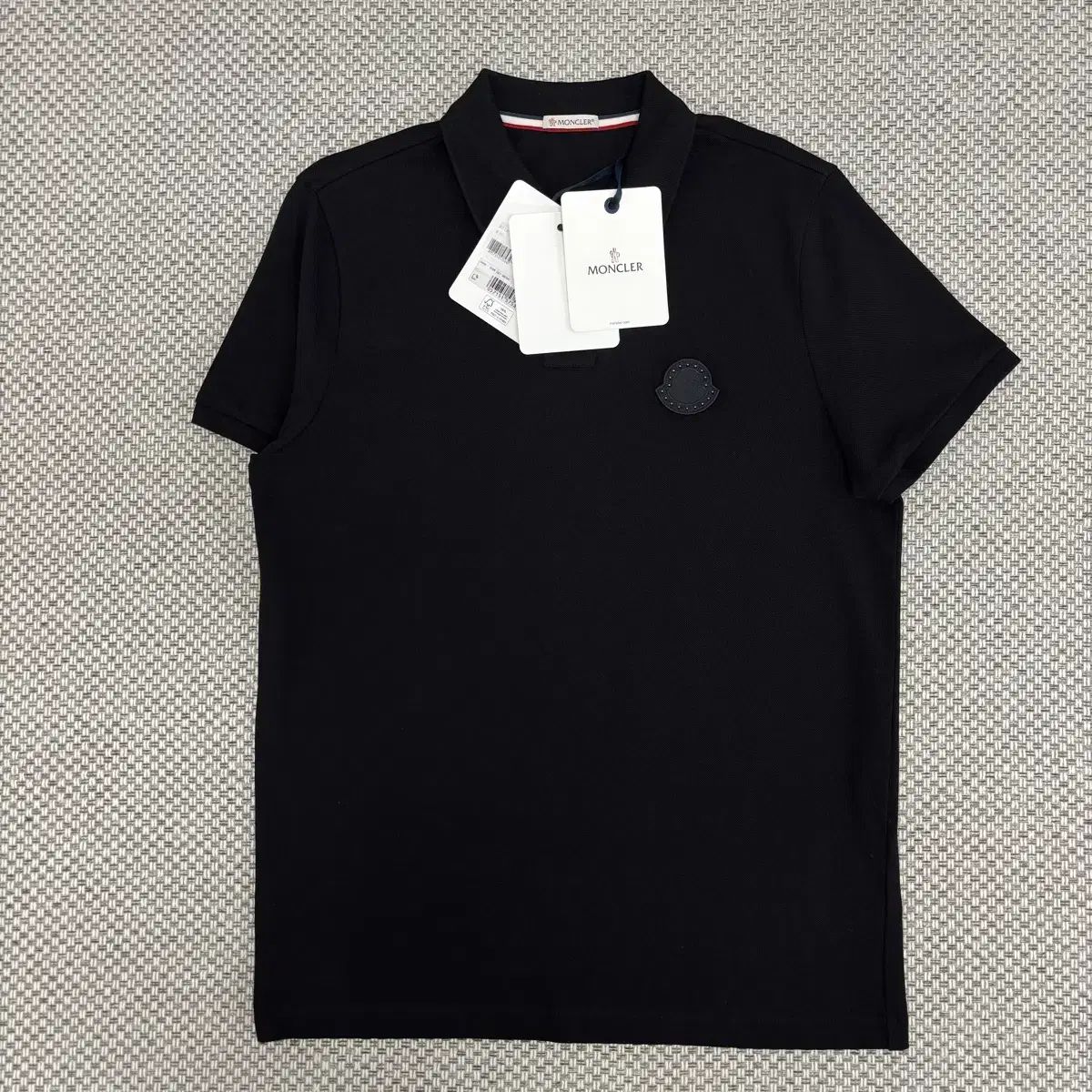 M モンクレール ワッペンパッチ pk カラーTシャツ
