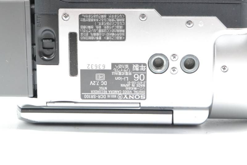 □【極美品】ソニー SONY DCR-SR100 HDD 30GB デジタルビデオカメラ 元