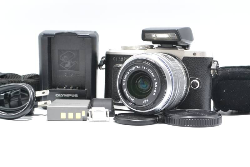 【シャッター132回】OLYMPUS PEN E-PL8 レンズキット#137 □【動作品】オリンパス OLYMPUS PEN E-PL8 14-42mm EZ レンズキット