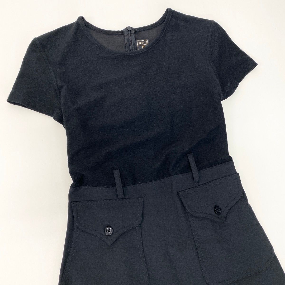 52g11 FENDI フェンディ 異素材切替 ドッキングワンピース ショートスリーブ サイズ42 ブラック レディースu02t