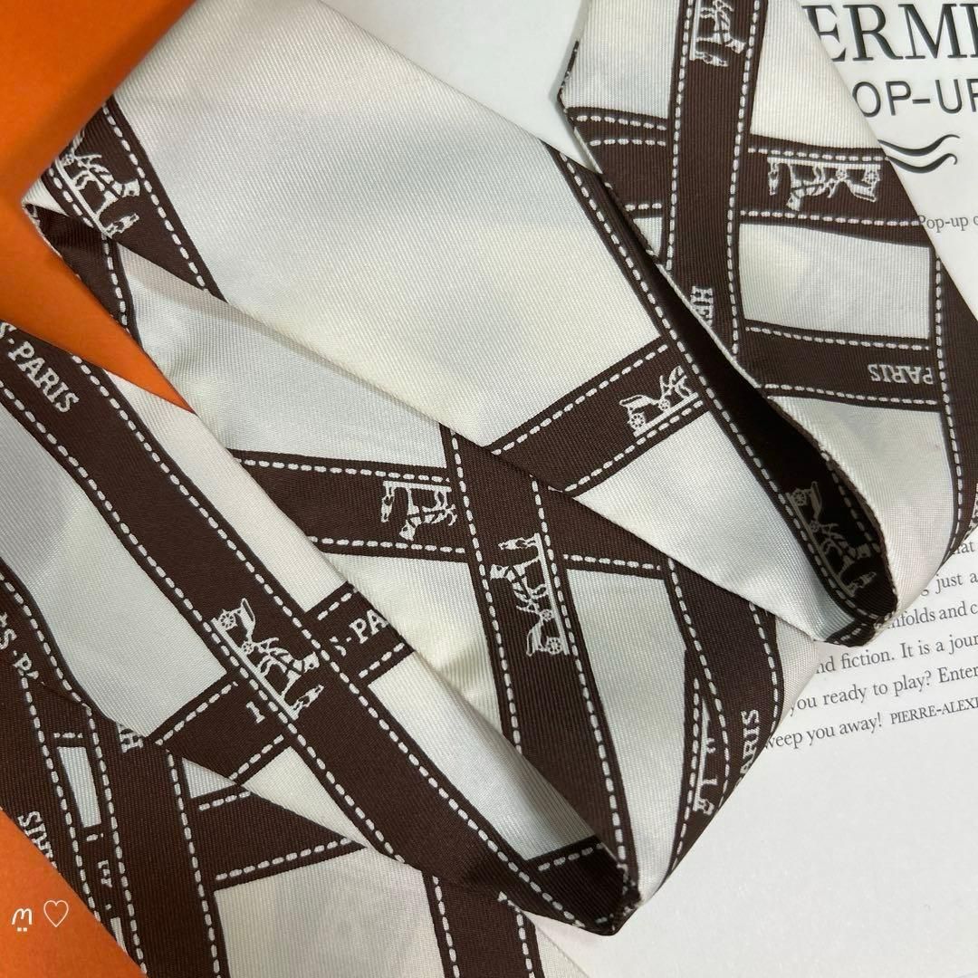 HERMESエルメス ツイリー ボルデュックリボン シルクスカーフ