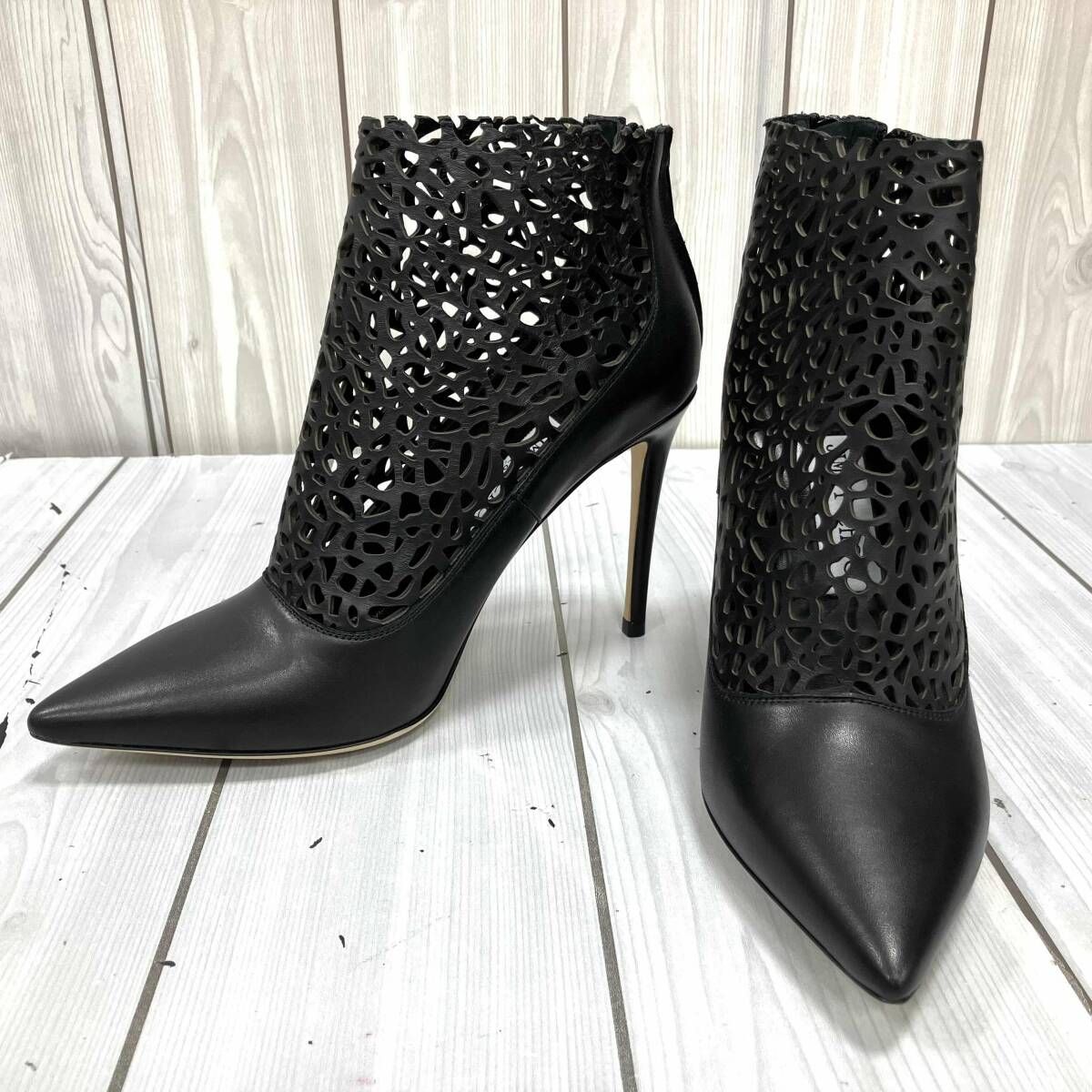 JIMMY CHOO ジミーチュウ ショートブーツ カットアウトブーティ ブラック サイズ37 1/2