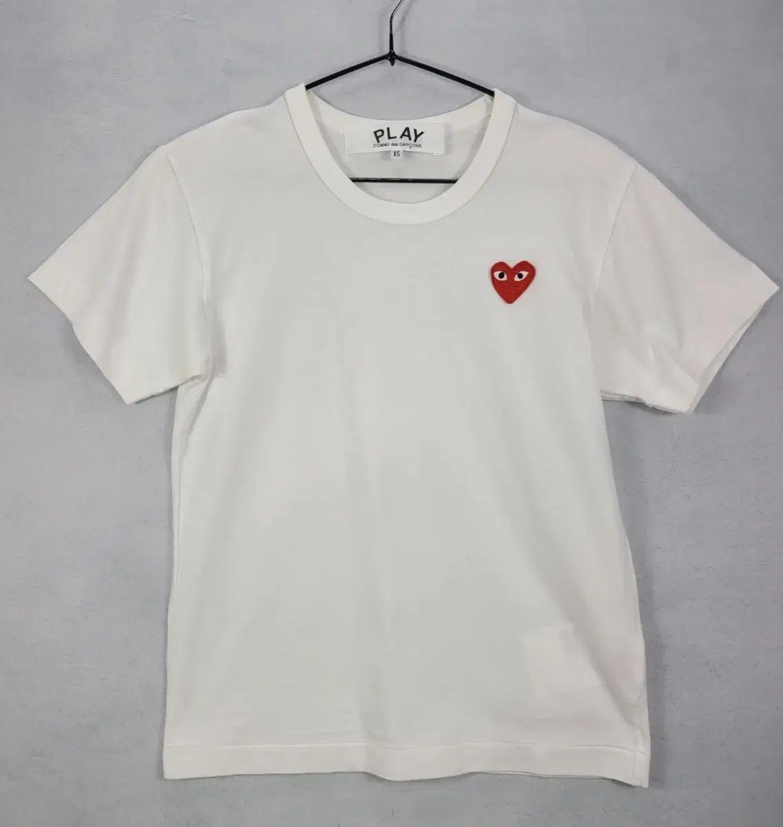 (正規品) コム・デ・ギャルソン PLAY 白 ハート ロゴ 半袖Tシャツ