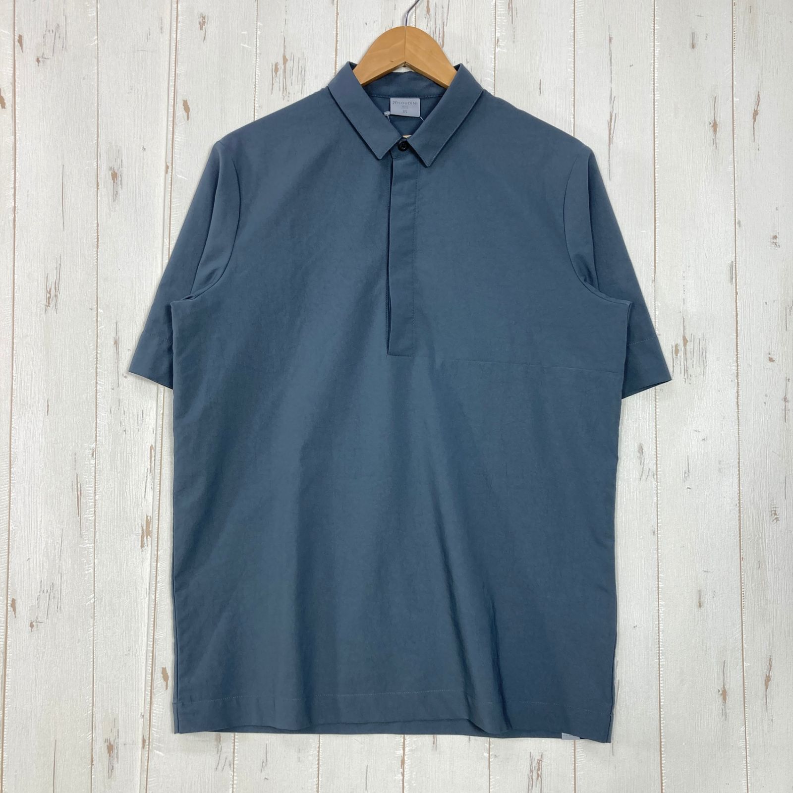 ✉️Men's XS グレー系 Houdini ( フーディニ ) コスモ シャツ Cosmo Shirt ポリエステル ウェア トップス インナー シャツ ショートスリーブシャツ 化繊 z00059891 化繊 ショートスリーブシャツ イ