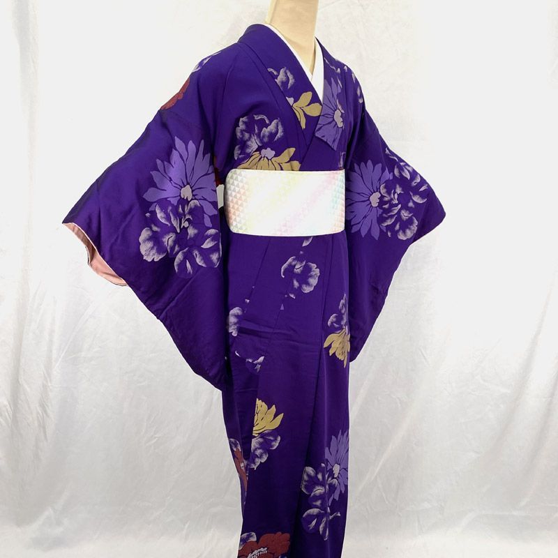 607af4△アンティーク着物 菊 椿 花 カジュアル 紫 大正ロマン 昭和