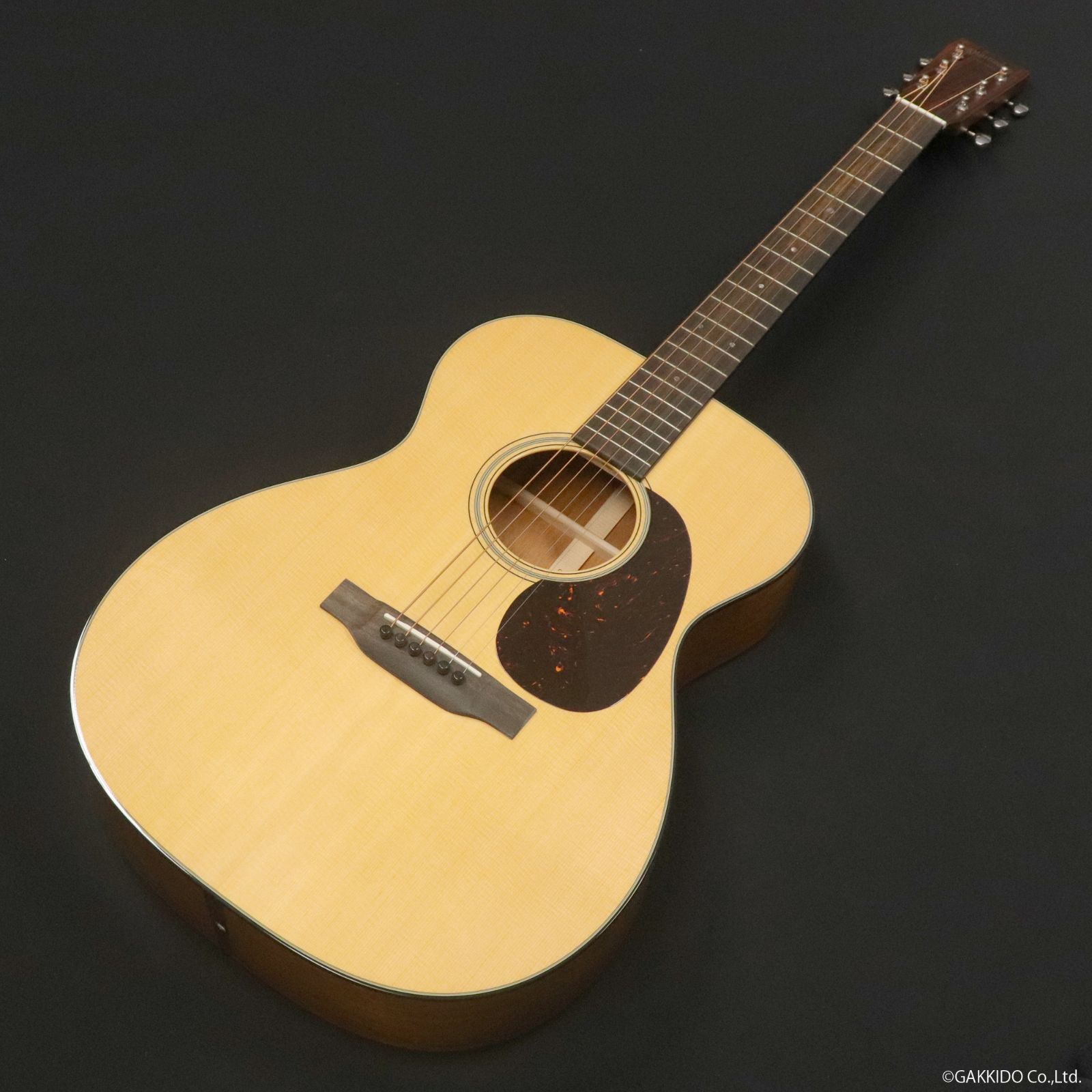 【新品】 Martin 000-18 Standard (2025-)