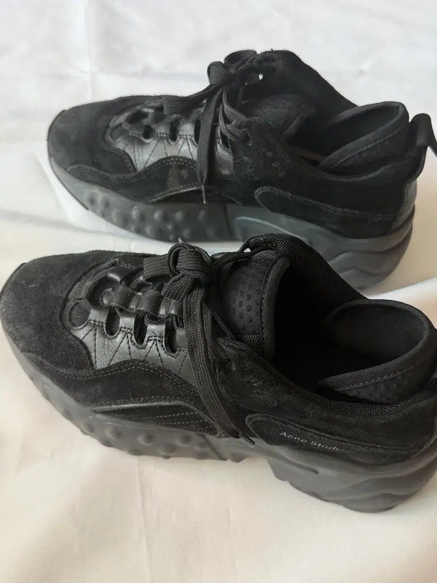 Acne Studios スニーカー ブラック