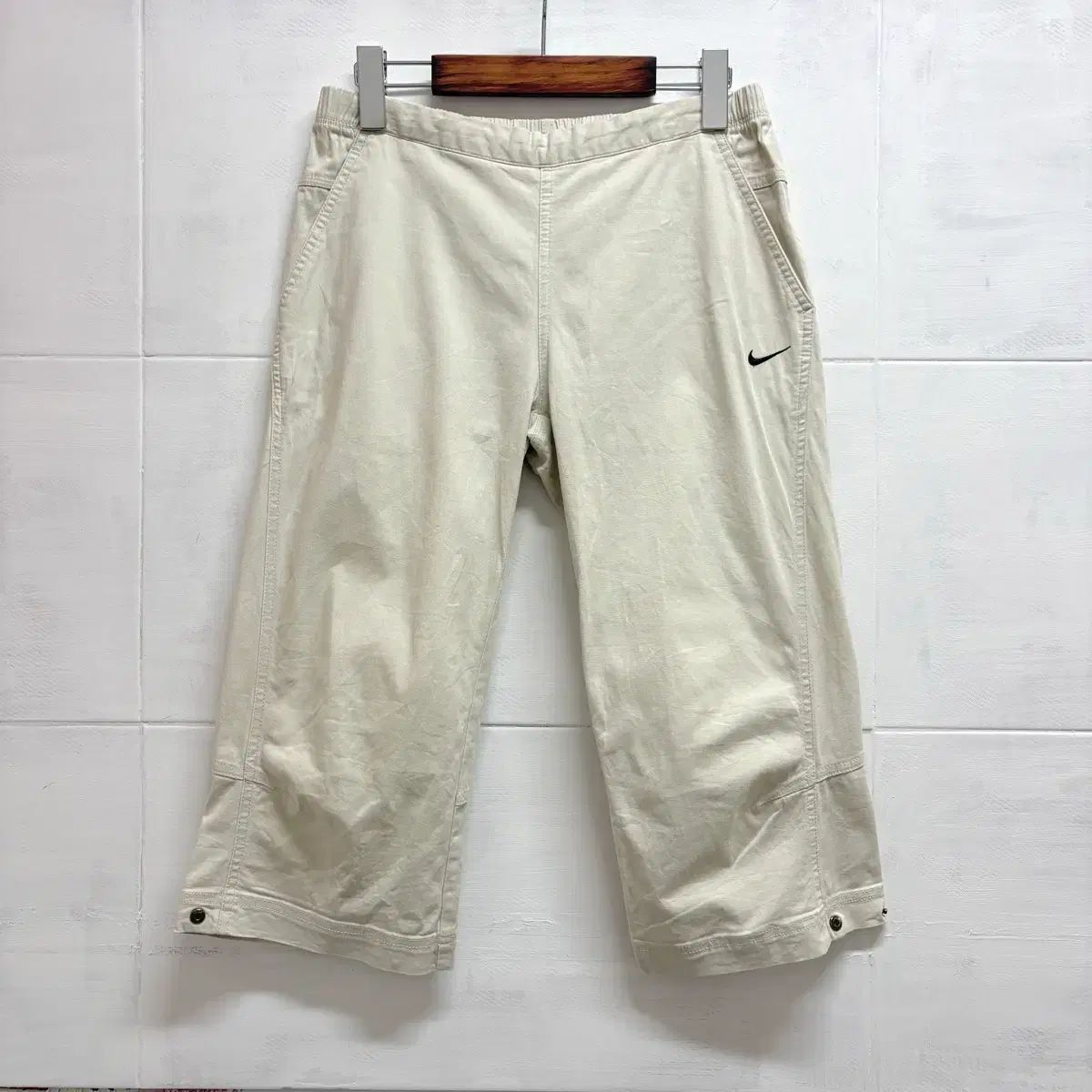 NIKE ナイキ ボタン バミューダ カプリ 7分 パンツ M JPN