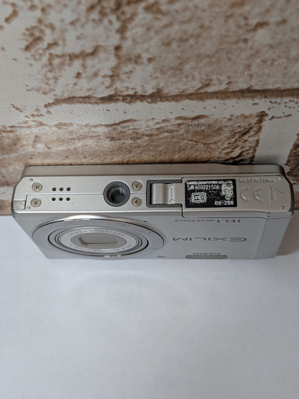 ジャンク品】CASIO EXILIM EX-ZS6 シルバー デジタルカメラ