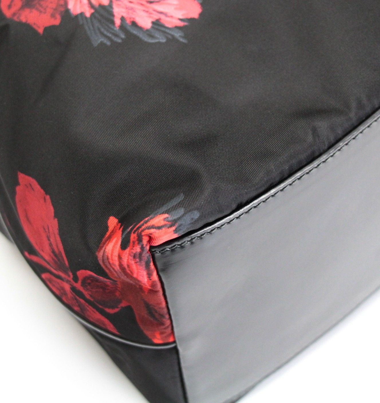 美品 PRADA プラダ 三角ロゴ 花柄 ワンショルダーバッグ ナイロン 黒