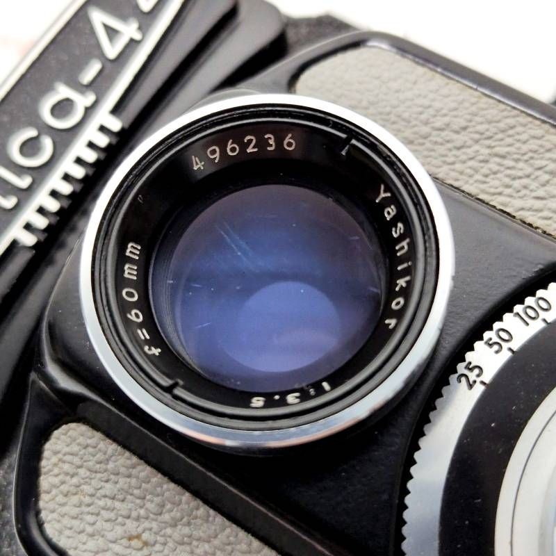 Yashica-44 ヤシカ44 二眼レフカメラ Yashikor 60mm F3.5 127フィルム