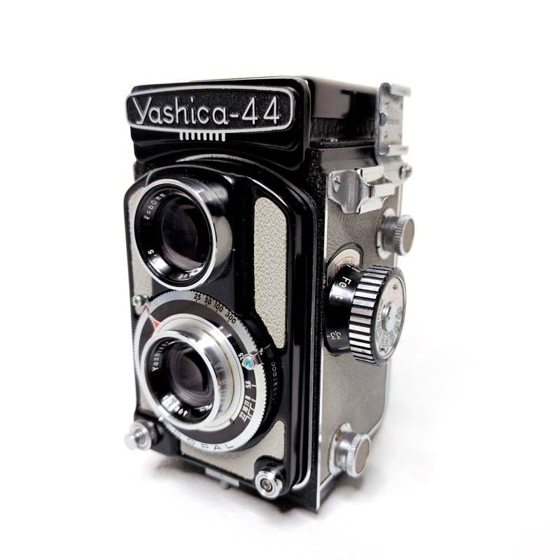 Yashica-44 ヤシカ44 二眼レフカメラ Yashikor 60mm F3.5 127フィルム