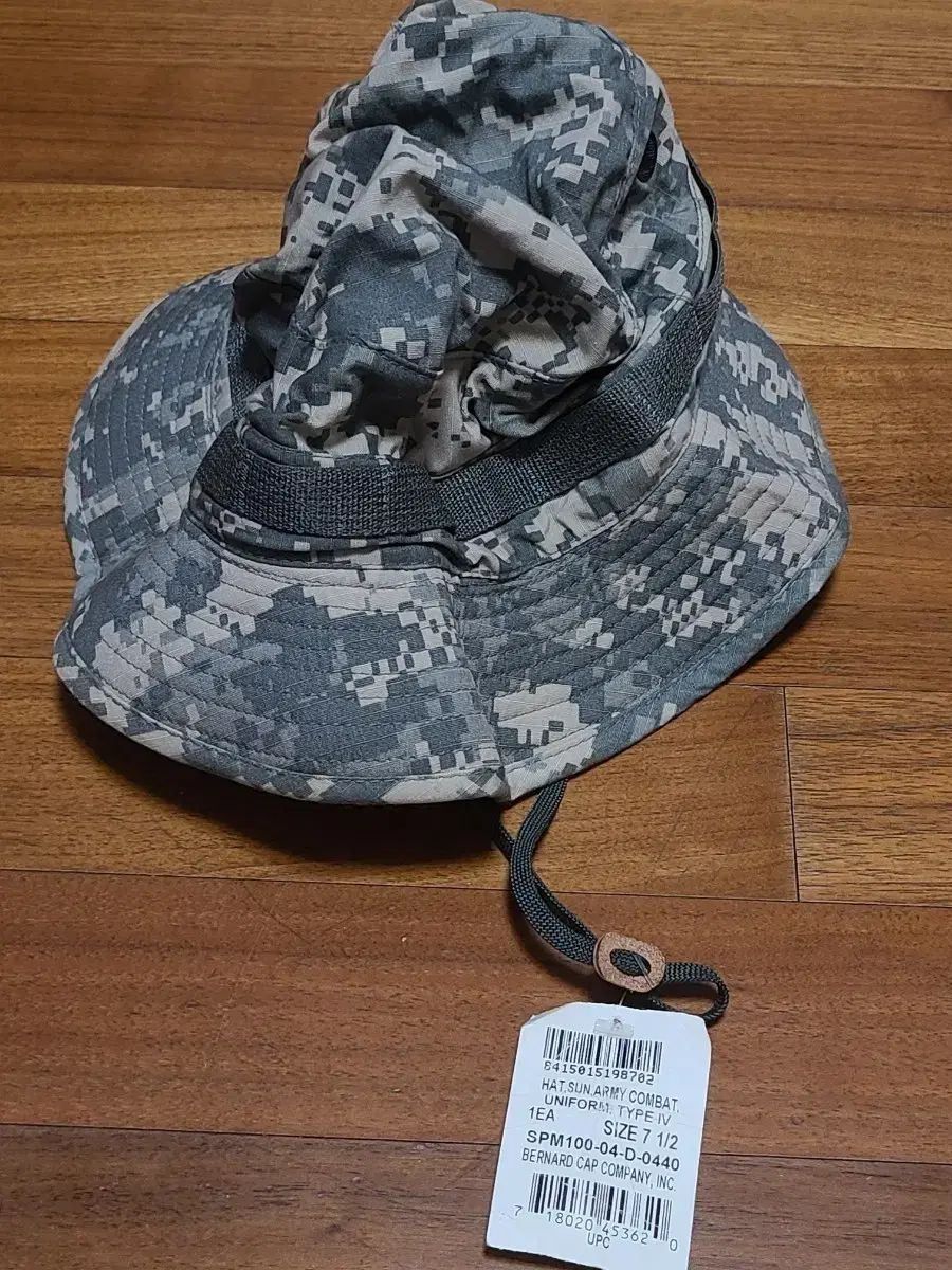 ミリタリー オリジナル ACU ブーニーハット 新品 7 1/2 バーナード
