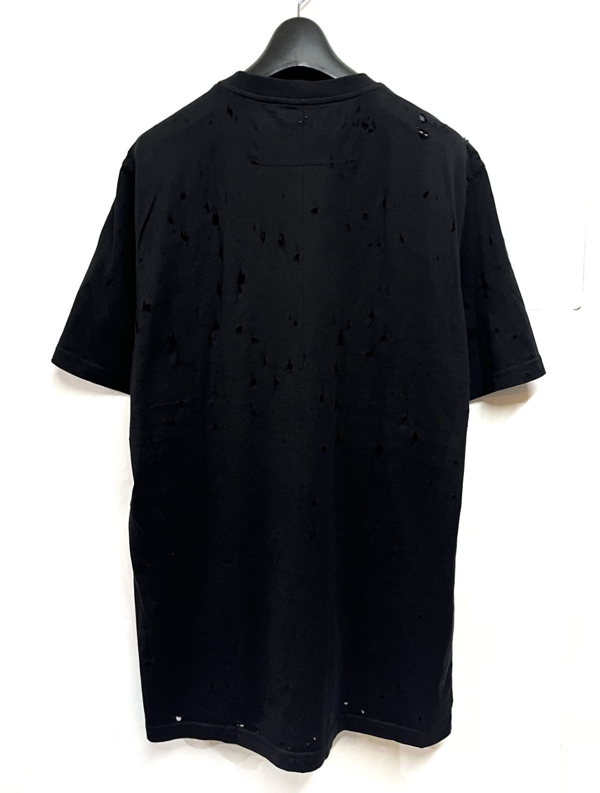 GIVENCHY Tシャツ デストロイ加工 GIVENCHY｜ジバンシィ デストロイ加工 ロゴ 半袖Tシャツ Tee 【公式通販】