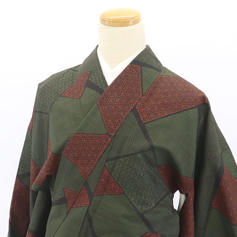 紬 着物 袷 レディース 正絹 緑 裂取文様 青海波 伝統文様 身丈165.5cm 裄丈68cm カジュアル 普段着 街歩き Lサイズ相当 即日発送