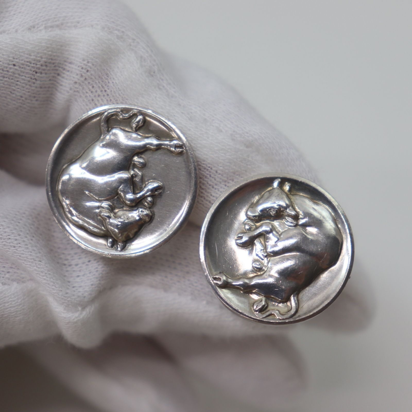 ジョージジェンセン　シルバー　カフス　牛 ITW6IVHO2ZE1 Georg Jensen ジョージジェンセン カフスボタン SV925 牛
