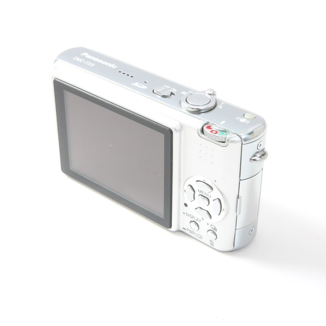 Panasonic パナソニック LUMIX DMC-FX9 シルバー コンパクトデジタル