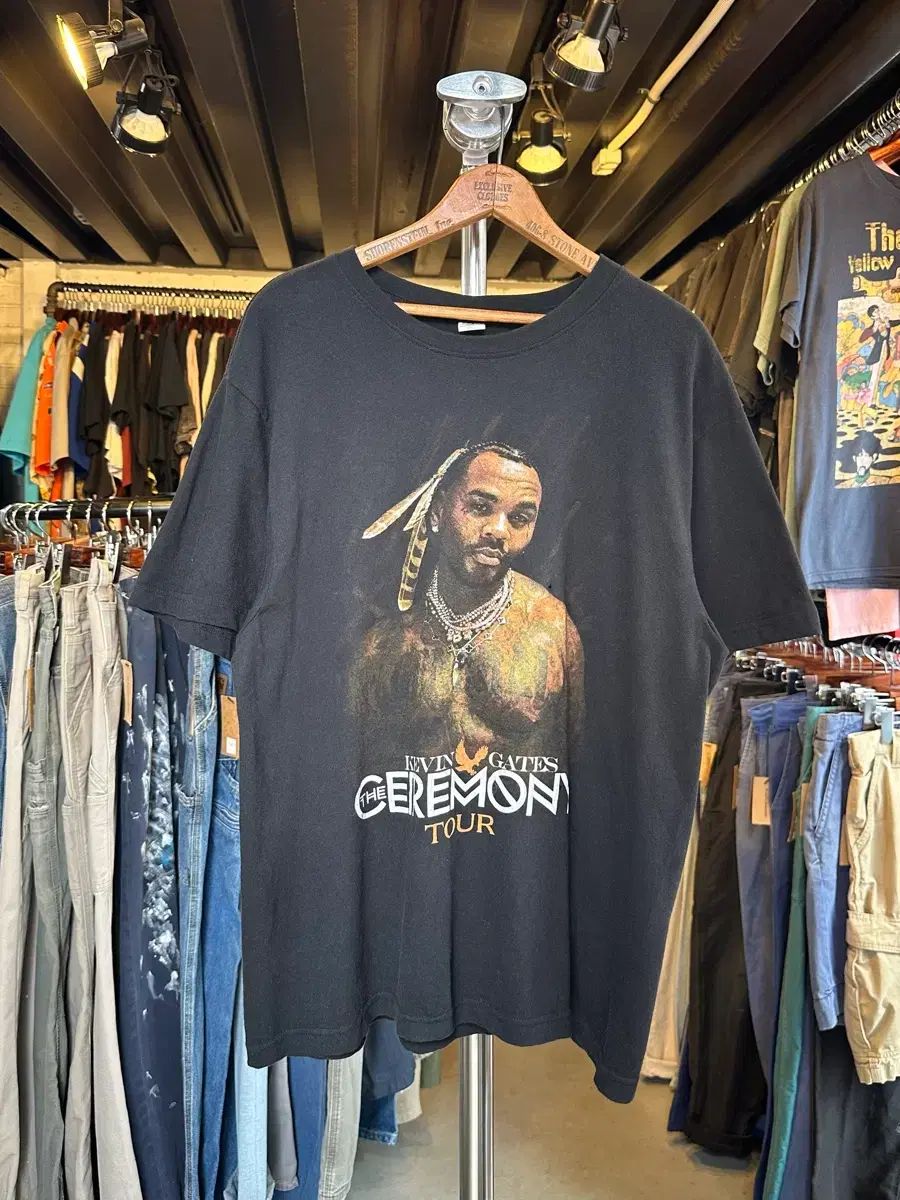 100-105 ケビン(KEVIN)・ゲイツ・ヒップホップ・ラッパー・プリンティング・Tシャツ