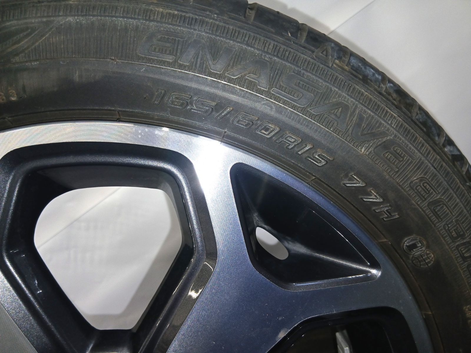 ☆ﾊｽﾗｰ純正ﾀｲﾔﾎｲｰﾙｾｯﾄ ﾀﾞﾝﾛｯﾌﾟEC300+ 165/60R15 2023年製 中古ｾｯﾄ オク 