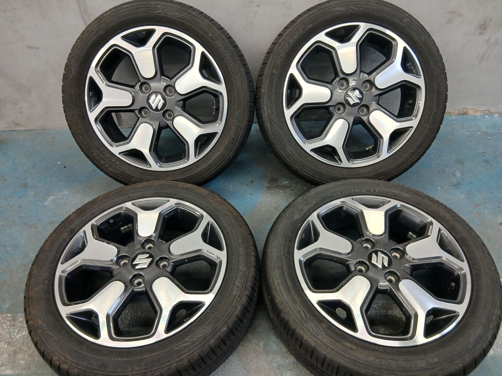 ☆ﾊｽﾗｰ純正ﾀｲﾔﾎｲｰﾙｾｯﾄ ﾀﾞﾝﾛｯﾌﾟEC300+ 165/60R15 2023年製 中古ｾｯﾄ オク 