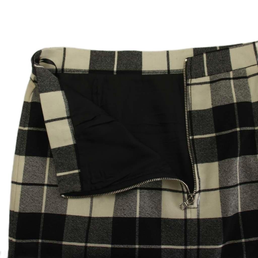 モスキーノチープアンドシック MOSCHINO CHEAP AND CHIC タイト