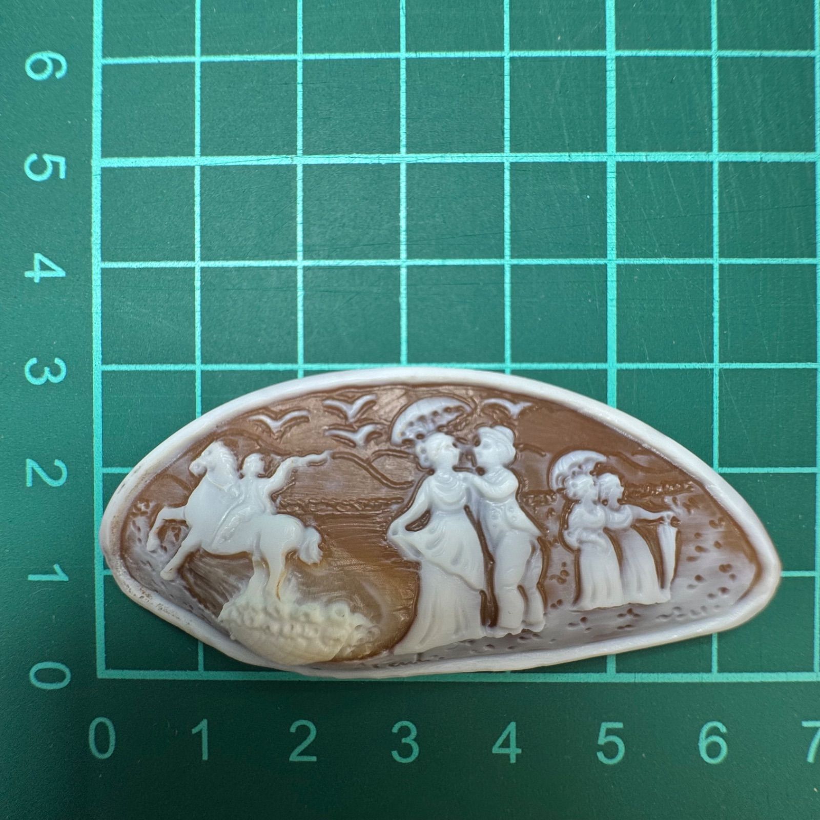 シェルカメオルース、作家品 送料無料！】作家サインあり シェルカメオ ルース - メルカリ