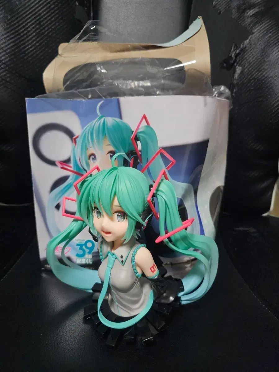 TAITO 初音 ミク 胸像