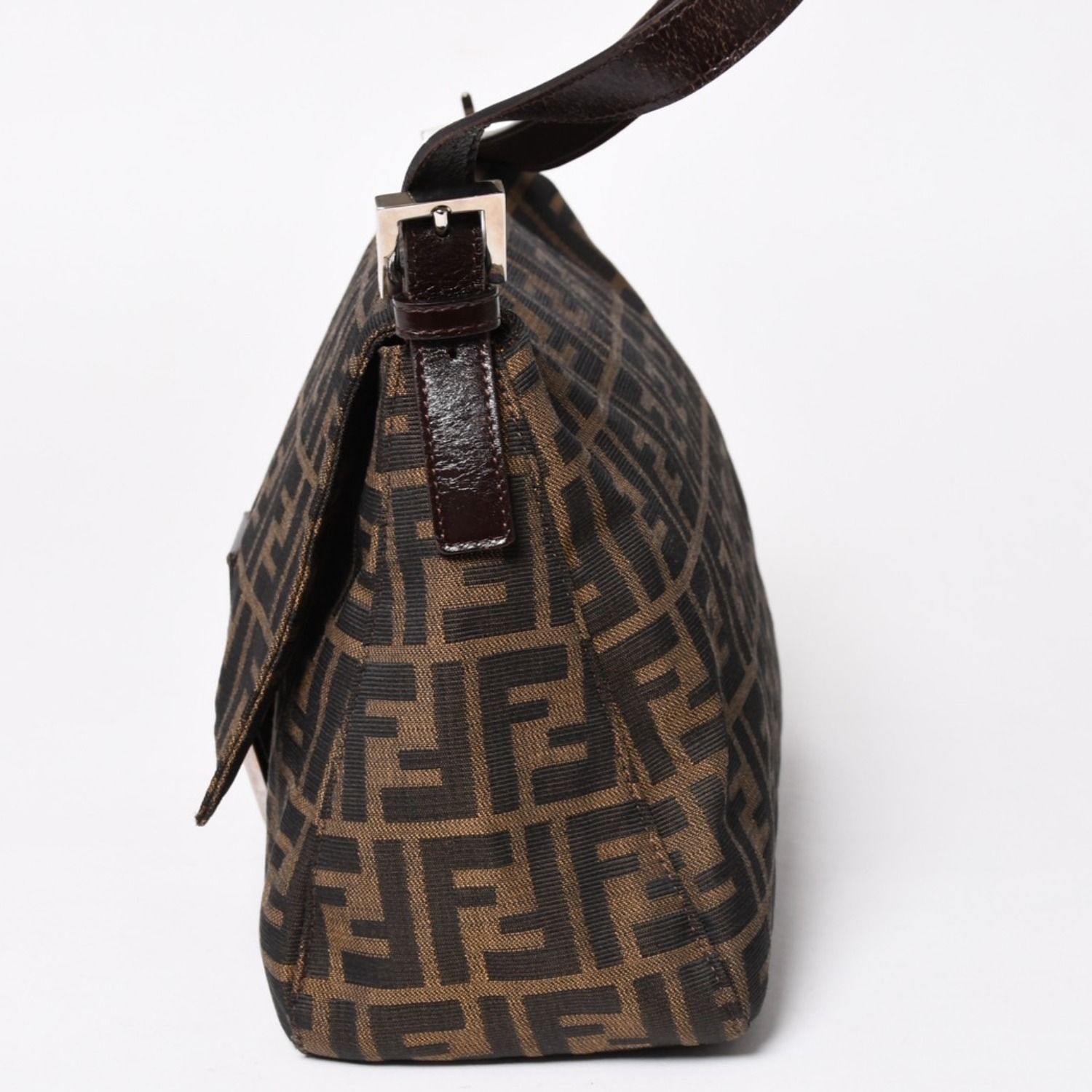 FENDI フェンディ ズッカ柄 マンマバケット ショルダーバッグ 26325