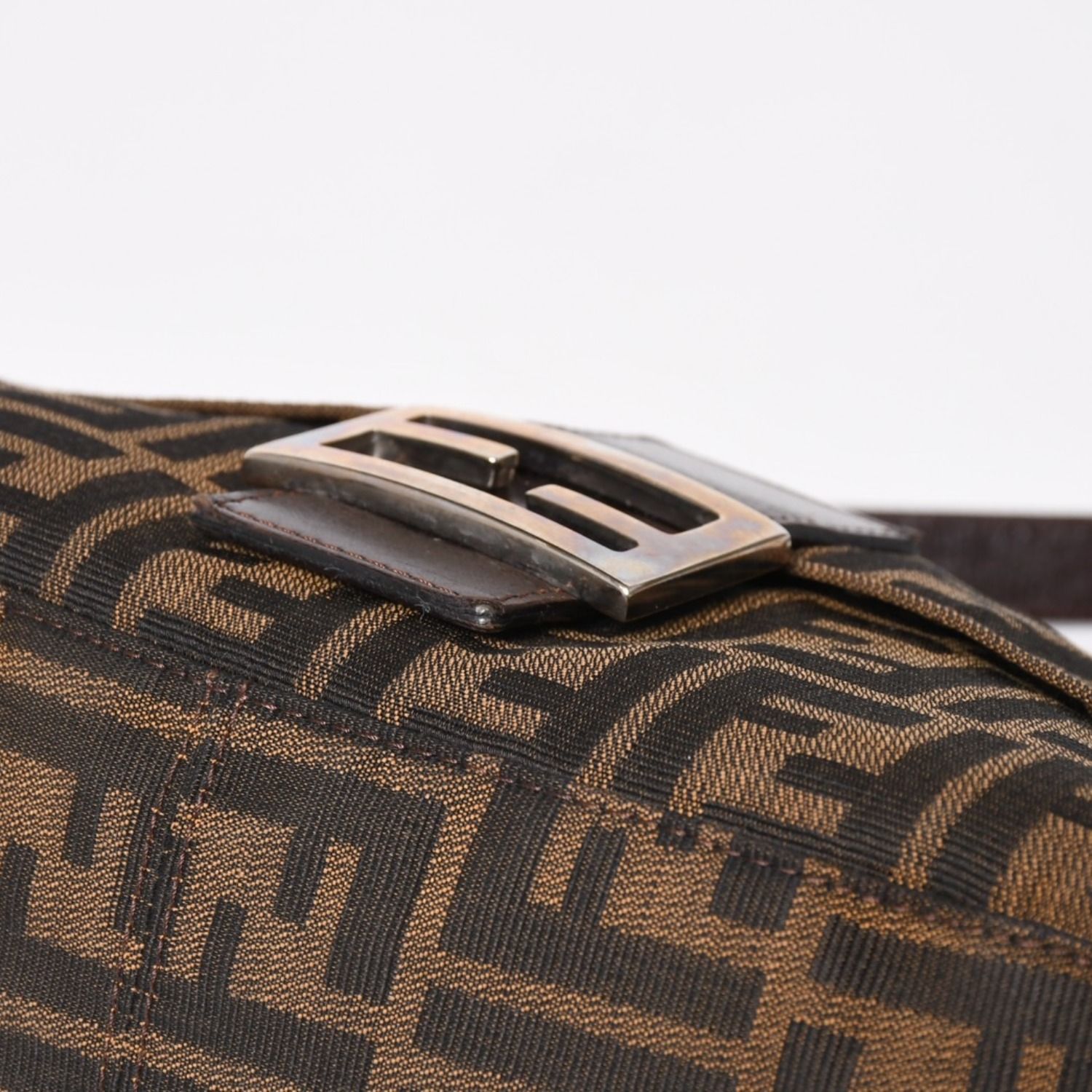 FENDI フェンディ ズッカ柄 マンマバケット ショルダーバッグ 26325